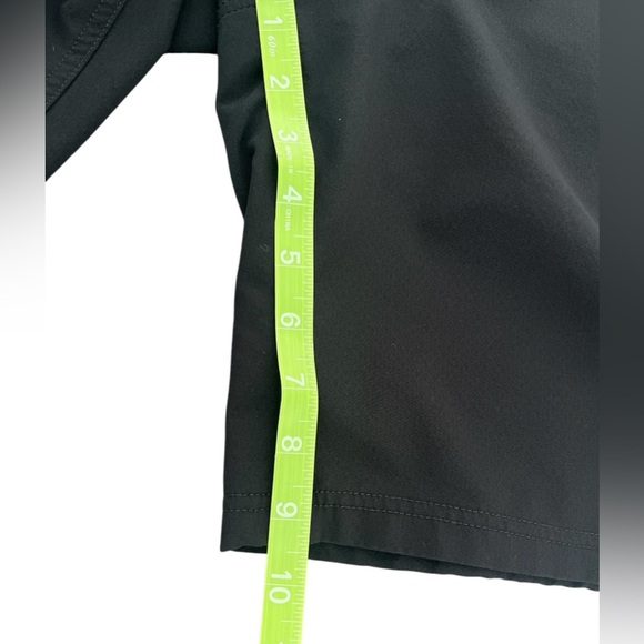 The North Face Men’s Black Shorts Size 36 - Picture 6 of 6